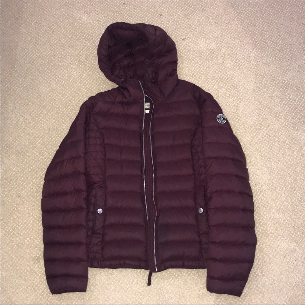 Abercrombie Marroon Down Puffer Coat!
